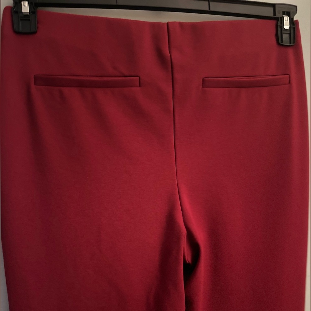 🏷️ Womens Size 12 Alfani Seamed Tummy Panel Pull On Pants Red Burgundy - Picture 5 of 5